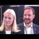 Norway crown princess showed poor judgment over