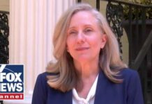 Dem Governor Caught CLAIMING Republican’s $7 Billion Win Dem Governor Caught CLAIMING Republican's $7 Billion Win